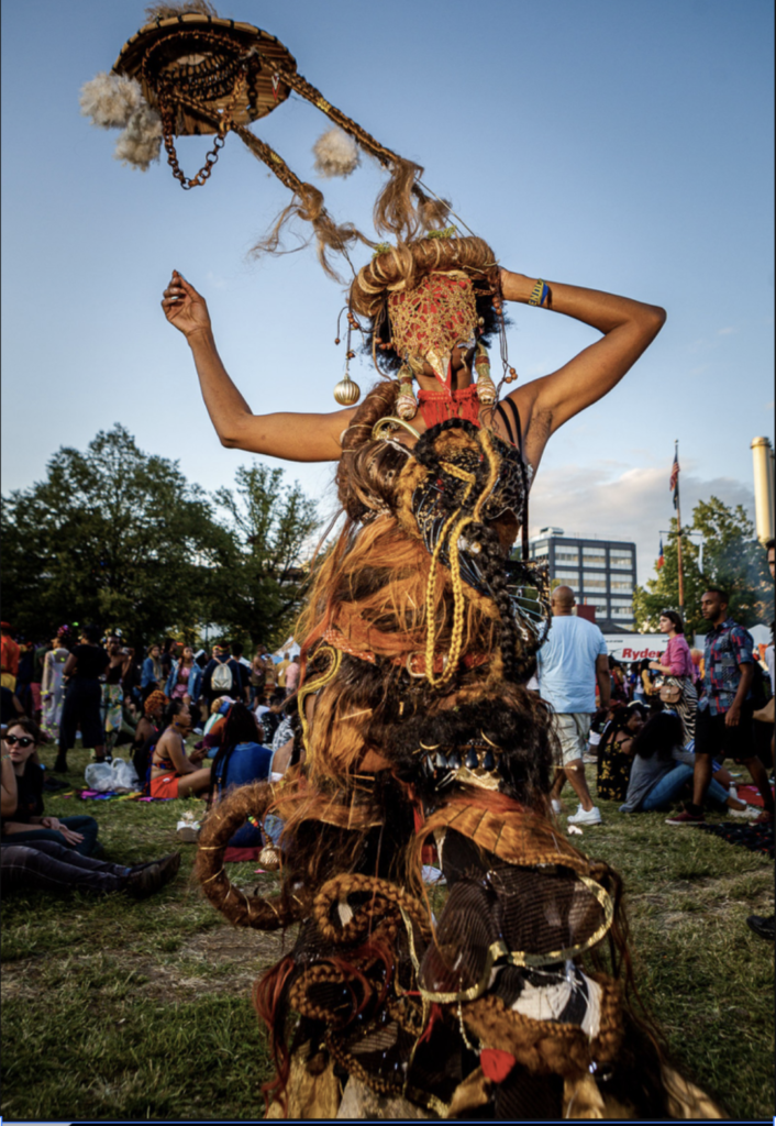 WearableArt, Wearable Art, Fashion, Fashion Designer, Nana YaaSerwaah Akuoku, Nana YaaSerwaah, Couture, Textile Arts, Fiber Arts, HAUS OF YBA, NYC Fashion, Couture Fashion, Avant Garde, Paris Fashion, world of wearable Art, Fashion tech, AfroFuturism, Futurism, Ghanaian Fashion Designer, American Fashion Designer, Waco, Met Gala, Museum of Art and Design, Mad Museum, Artist in resident, Visual Arts, visual art, do.be, dobe